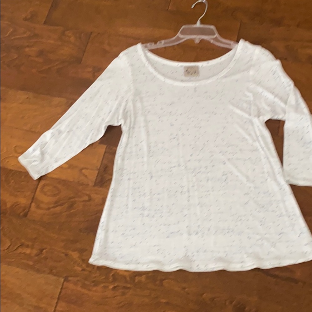 San Diego designer 3/4 sleeve knit top.